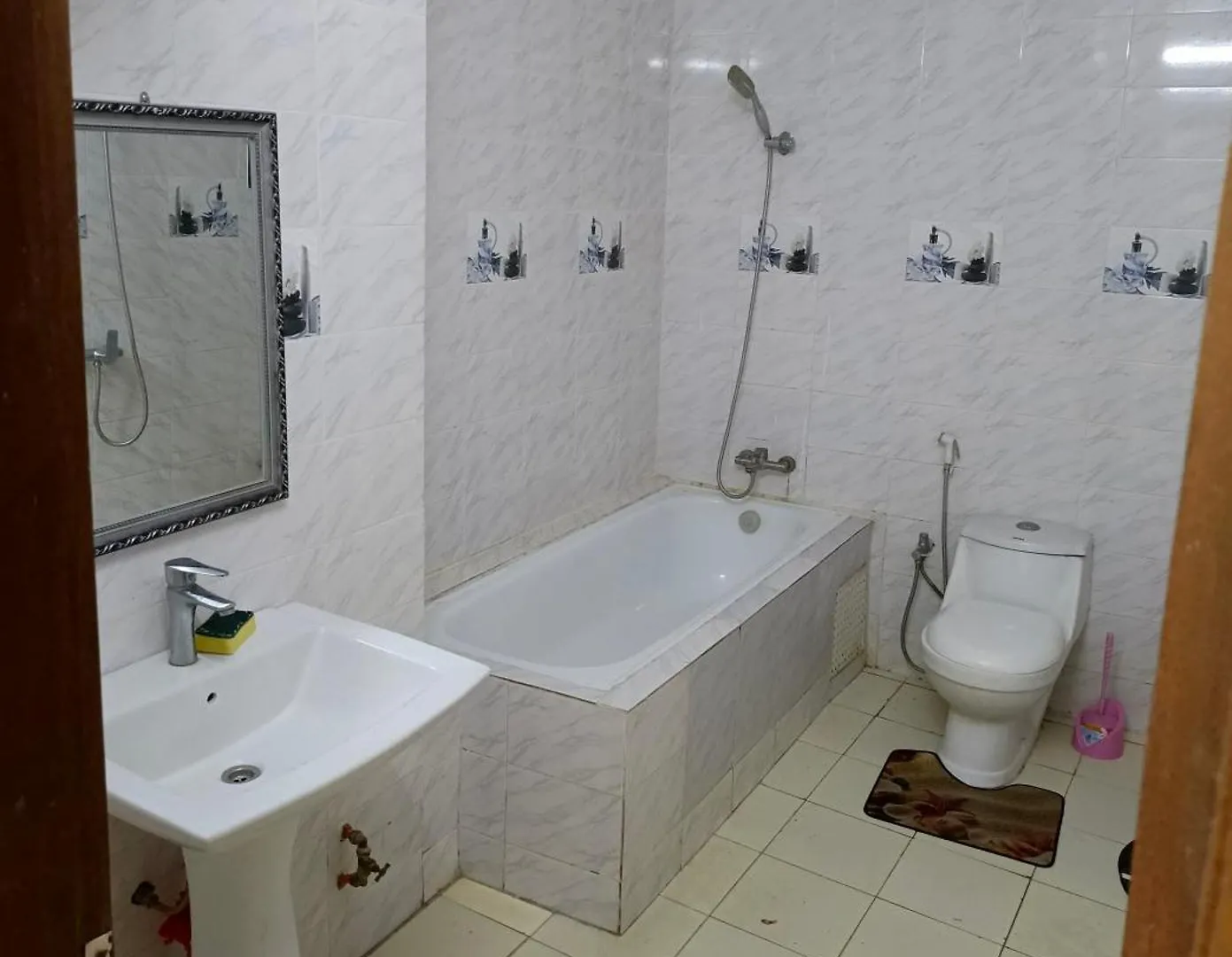 Apartment Oumou Diallo Dakar Senegal